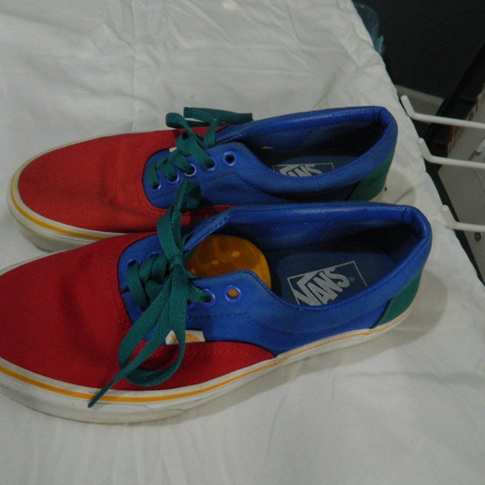 OLD SKOOL COLORBLOCK VANS SIZE 8 WOMENS